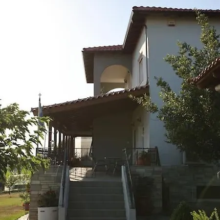 Dafne's Retreat By Kottas Apartmán *