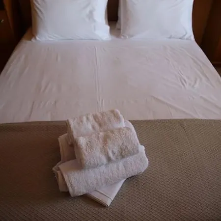 Dafne's Retreat By Kottas